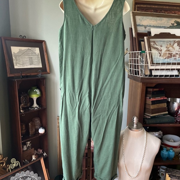 LA LIDA OLIVE GREEN XL JUMPER ZIPPER BACK POCKETS ONE PIECE JUMPER NWT - Picture 4 of 12
